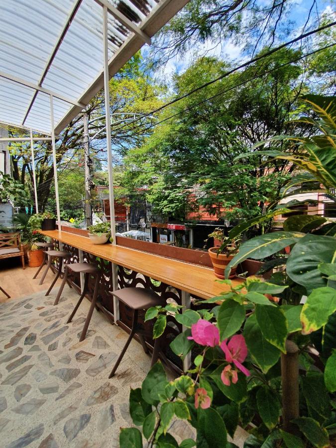 La Playa Hostel & Rooftop Medellín Dış mekan fotoğraf