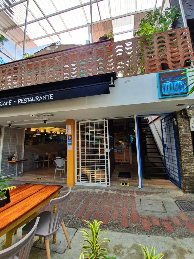 La Playa Hostel & Rooftop Medellín Dış mekan fotoğraf