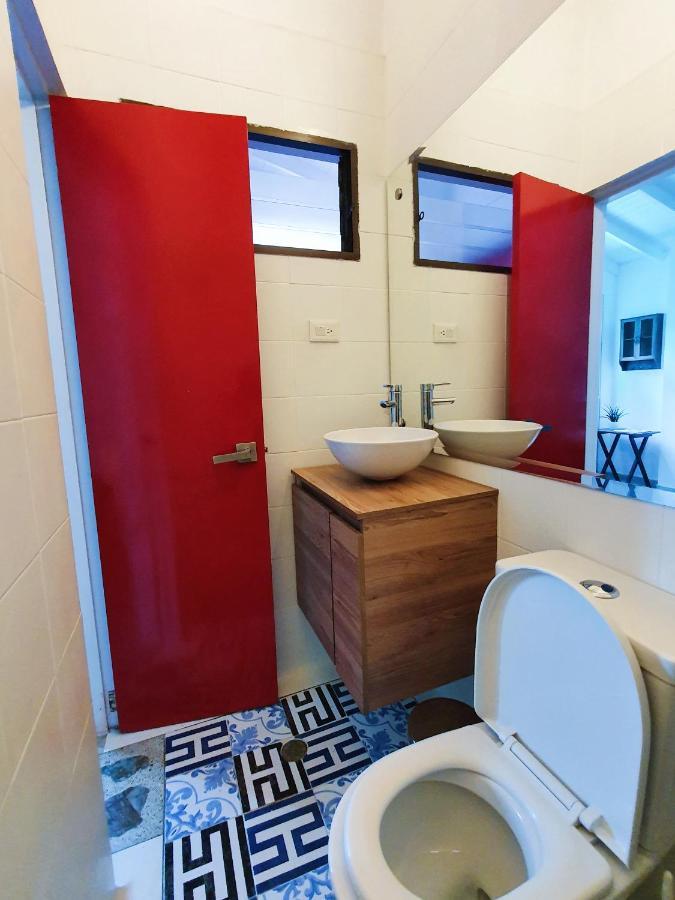 La Playa Hostel & Rooftop Medellín Dış mekan fotoğraf